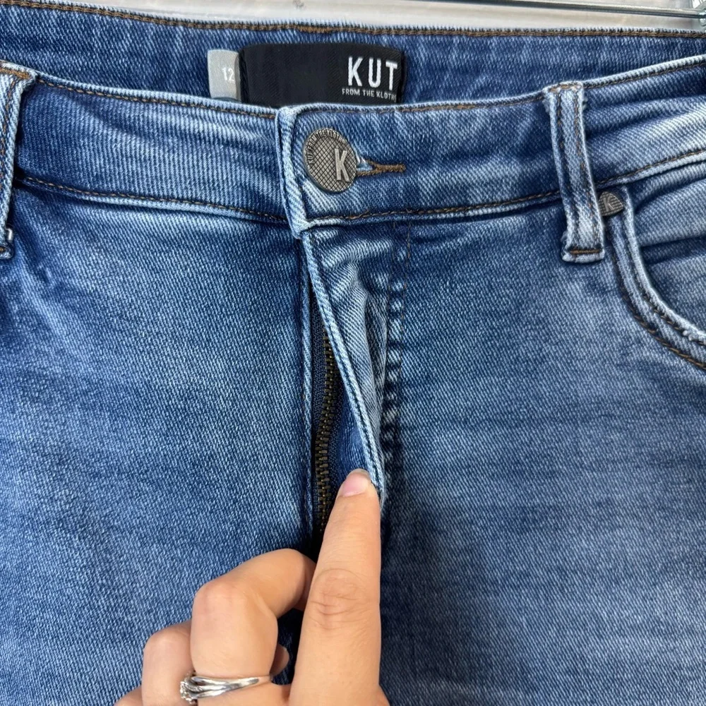 Kut From The Kloth | Women’s High Rise Rachel Fab Mom Jean Size 12 - Picture 7 of 10
